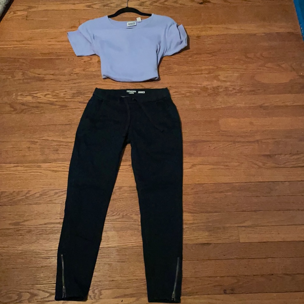 Levi joggers